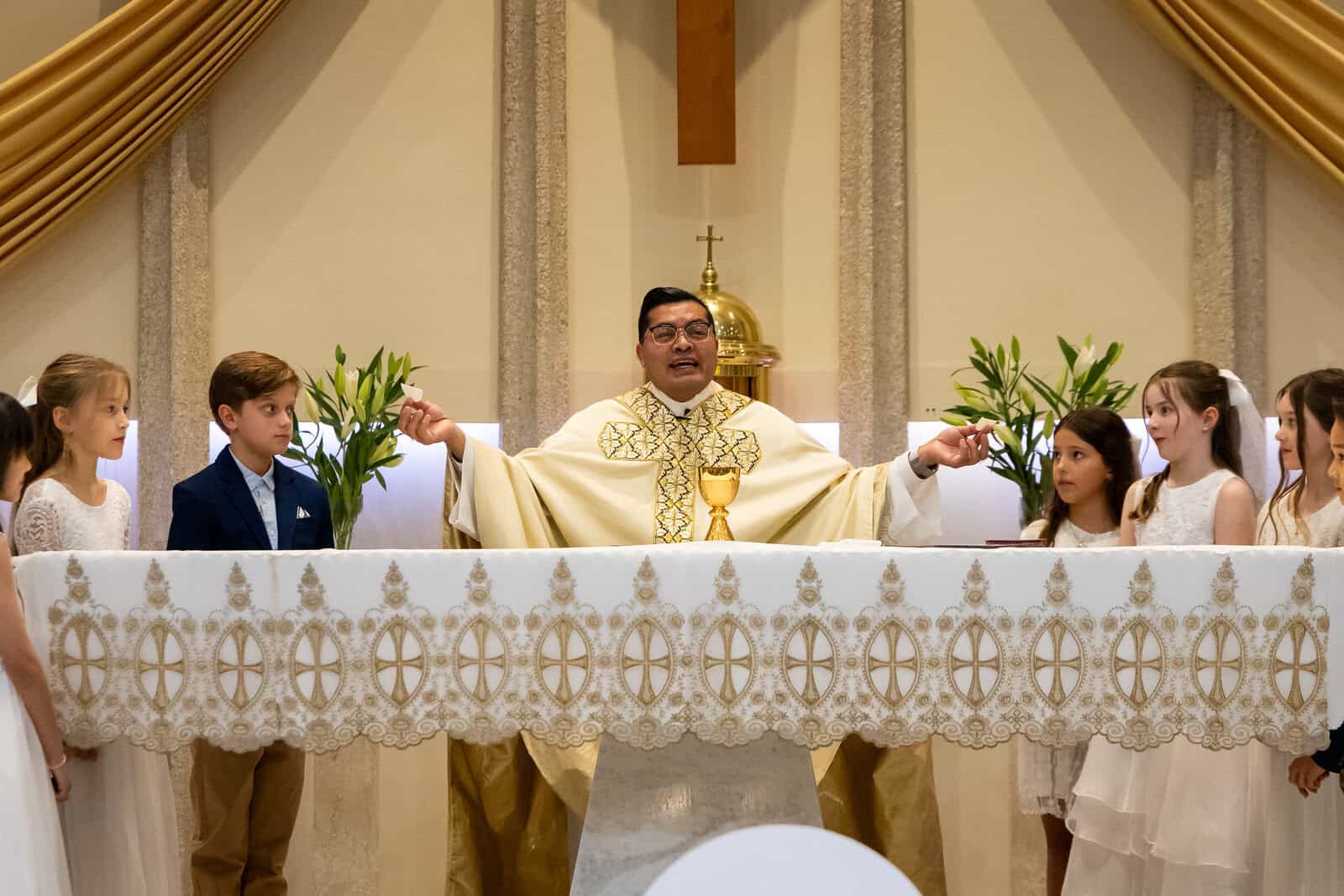 StPeters-HolyCommunion-080825-93